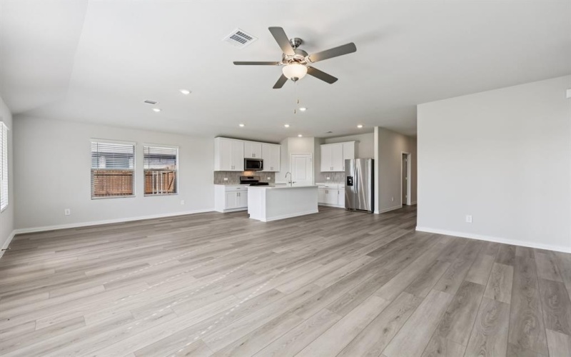 812 Wisteria Lane, Lavon, TX 75166, 3 Bedrooms Bedrooms, ,2 BathroomsBathrooms,Residential,For Sale,812 Wisteria Lane,0,21084874