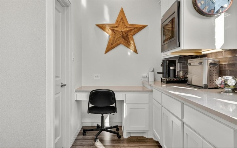 1318 Island Vista Drive, Arlington, TX 76005, 3 Bedrooms Bedrooms, ,3 BathroomsBathrooms,Residential,For Sale,1318 Island Vista Drive,0,21085643