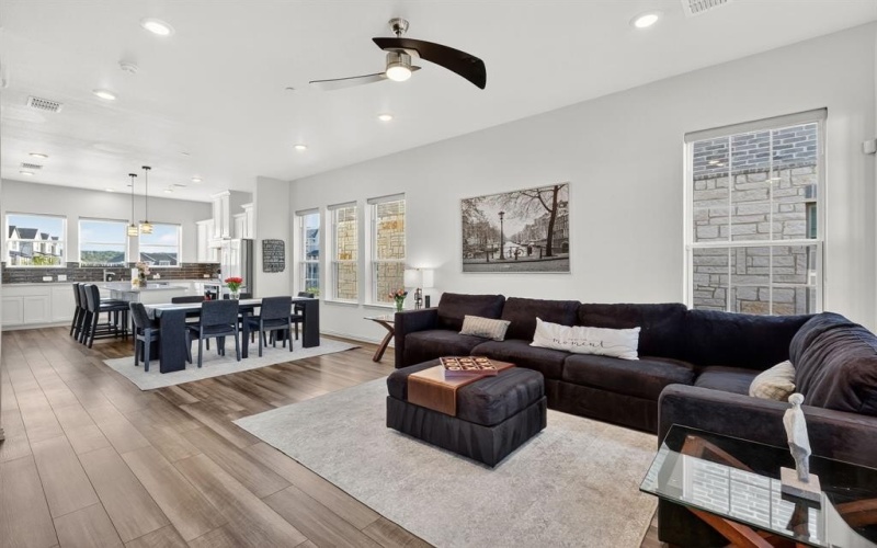 1318 Island Vista Drive, Arlington, TX 76005, 3 Bedrooms Bedrooms, ,3 BathroomsBathrooms,Residential,For Sale,1318 Island Vista Drive,0,21085643