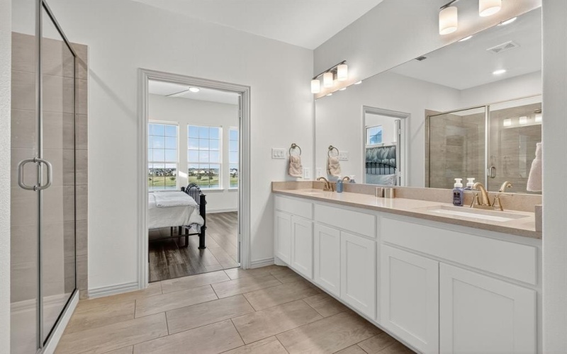 1318 Island Vista Drive, Arlington, TX 76005, 3 Bedrooms Bedrooms, ,3 BathroomsBathrooms,Residential,For Sale,1318 Island Vista Drive,0,21085643