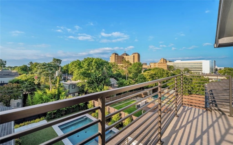 419 W Colorado Boulevard, Dallas, TX 75208, 4 Bedrooms Bedrooms, ,6 BathroomsBathrooms,Residential,For Sale,419 W Colorado Boulevard,0,21091369