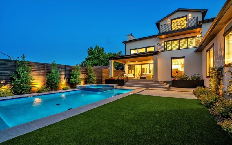 419 W Colorado Boulevard, Dallas, TX 75208, 4 Bedrooms Bedrooms, ,6 BathroomsBathrooms,Residential,For Sale,419 W Colorado Boulevard,0,21091369