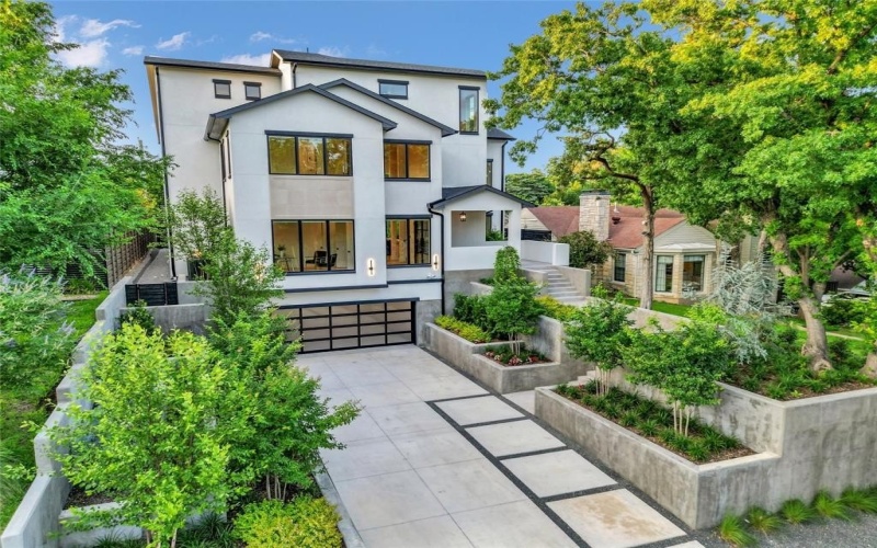 419 W Colorado Boulevard, Dallas, TX 75208, 4 Bedrooms Bedrooms, ,6 BathroomsBathrooms,Residential,For Sale,419 W Colorado Boulevard,0,21091369