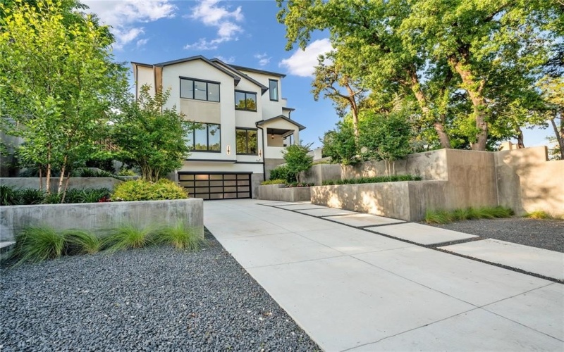 419 W Colorado Boulevard, Dallas, TX 75208, 4 Bedrooms Bedrooms, ,6 BathroomsBathrooms,Residential,For Sale,419 W Colorado Boulevard,0,21091369