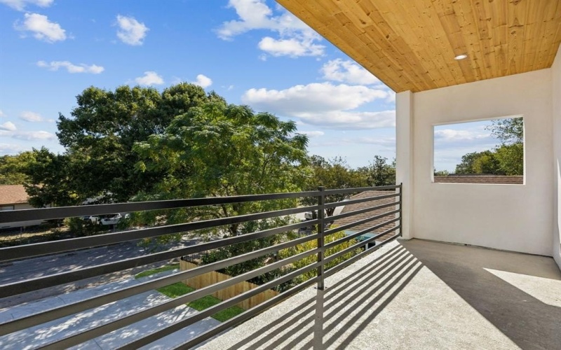 2811 Fernwood Avenue, Dallas, TX 75216, 4 Habitaciones Habitaciones , ,5 BañosBaños,Residential,En Venta,2811 Fernwood Avenue,0,21092688