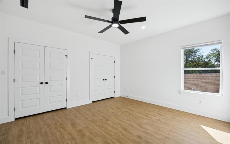 2811 Fernwood Avenue, Dallas, TX 75216, 4 Habitaciones Habitaciones , ,5 BañosBaños,Residential,En Venta,2811 Fernwood Avenue,0,21092688