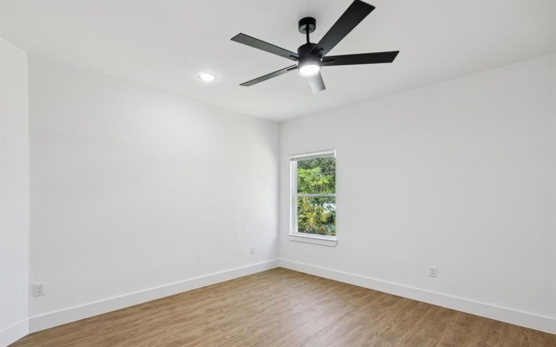 2811 Fernwood Avenue, Dallas, TX 75216, 4 Habitaciones Habitaciones , ,5 BañosBaños,Residential,En Venta,2811 Fernwood Avenue,0,21092688
