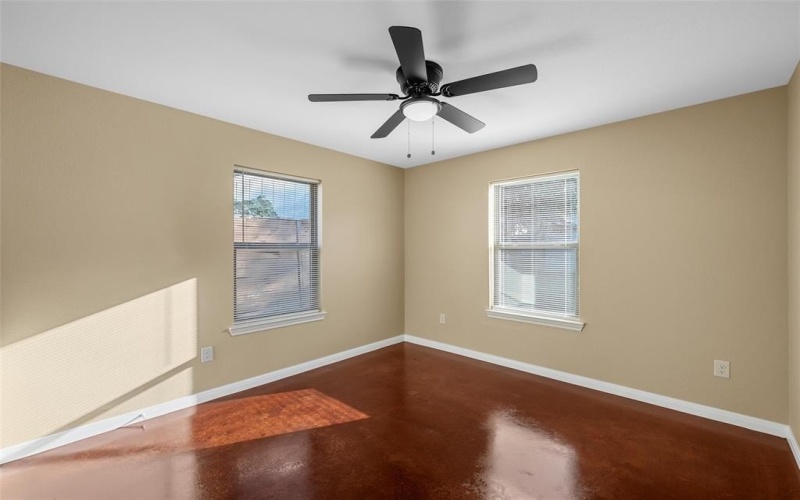 306 Lorraine Drive, Waco, TX 76707, 6 Bedrooms Bedrooms, ,5 BathroomsBathrooms,Residential Multi Family,For Sale,306 Lorraine Drive,0,21092737
