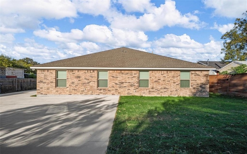 306 Lorraine Drive, Waco, TX 76707, 6 Bedrooms Bedrooms, ,5 BathroomsBathrooms,Residential Multi Family,For Sale,306 Lorraine Drive,0,21092737