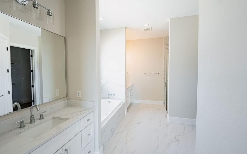 1440 FM 387, Waxahachie, TX 75165, 4 Habitaciones Habitaciones , ,2 BañosBaños,Residential,En Venta,1440 FM 387,0,21092876