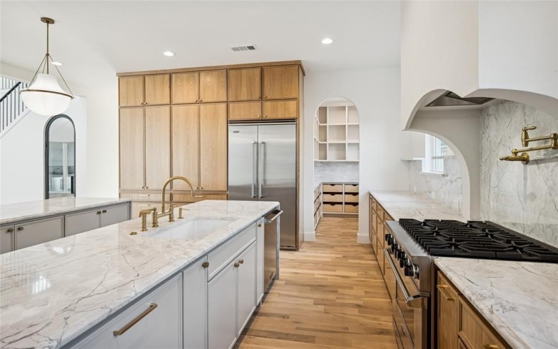 3341 Dothan Lane, Dallas, TX 75229, 5 Habitaciones Habitaciones , ,6 BañosBaños,Residential,En Venta,3341 Dothan Lane,0,21093163