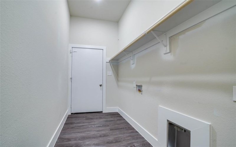 1044 W Ford Street, Denison, TX 75020, 3 Habitaciones Habitaciones , ,2 BañosBaños,Residential,En Venta,1044 W Ford Street,0,21093218