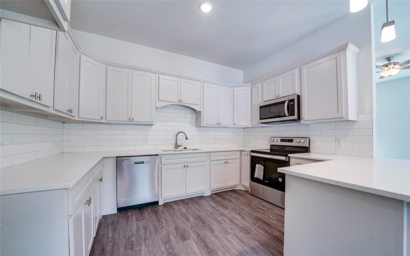 1044 W Ford Street, Denison, TX 75020, 3 Habitaciones Habitaciones , ,2 BañosBaños,Residential,En Venta,1044 W Ford Street,0,21093218