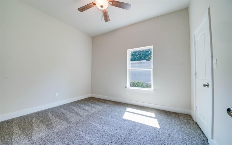 1044 W Ford Street, Denison, TX 75020, 3 Habitaciones Habitaciones , ,2 BañosBaños,Residential,En Venta,1044 W Ford Street,0,21093218