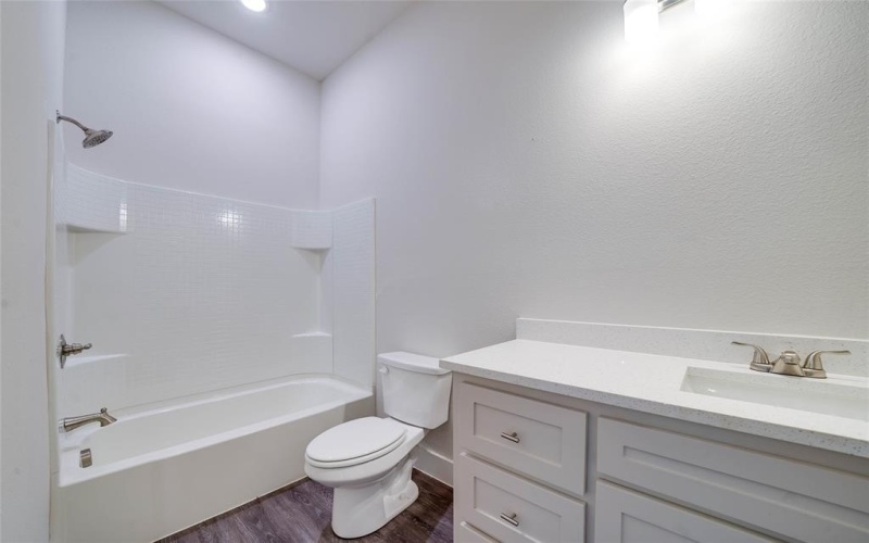 1044 W Ford Street, Denison, TX 75020, 3 Habitaciones Habitaciones , ,2 BañosBaños,Residential,En Venta,1044 W Ford Street,0,21093218