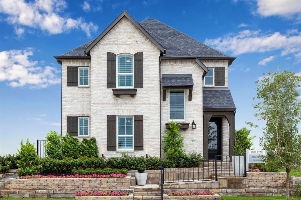 1013 Karis Boulevard, Crowley, TX 76036, 3 Bedrooms Bedrooms, ,2 BathroomsBathrooms,Residential,For Sale,1013 Karis Boulevard,0,21093254