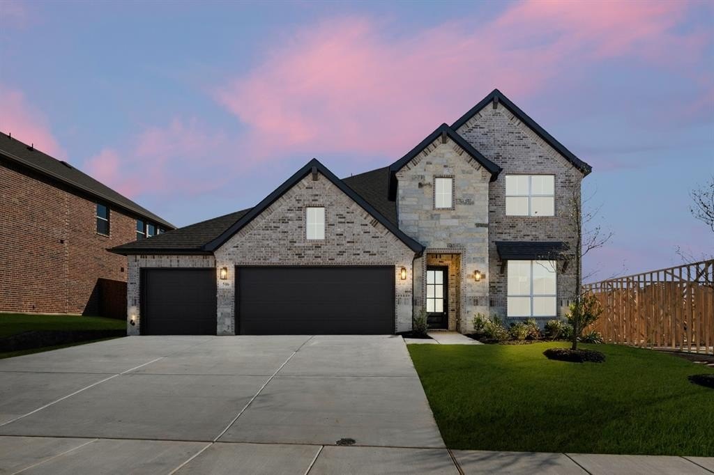 516 Waterford Park Boulevard, Weatherford, TX 76087, 4 Bedrooms Bedrooms, ,3 BathroomsBathrooms,Residential,For Sale,516 Waterford Park Boulevard,0,21093434