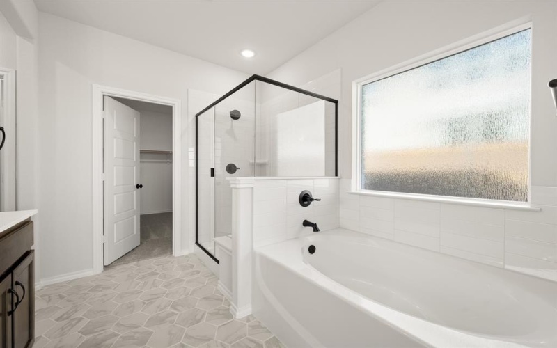 516 Waterford Park Boulevard, Weatherford, TX 76087, 4 Bedrooms Bedrooms, ,3 BathroomsBathrooms,Residential,For Sale,516 Waterford Park Boulevard,0,21093434