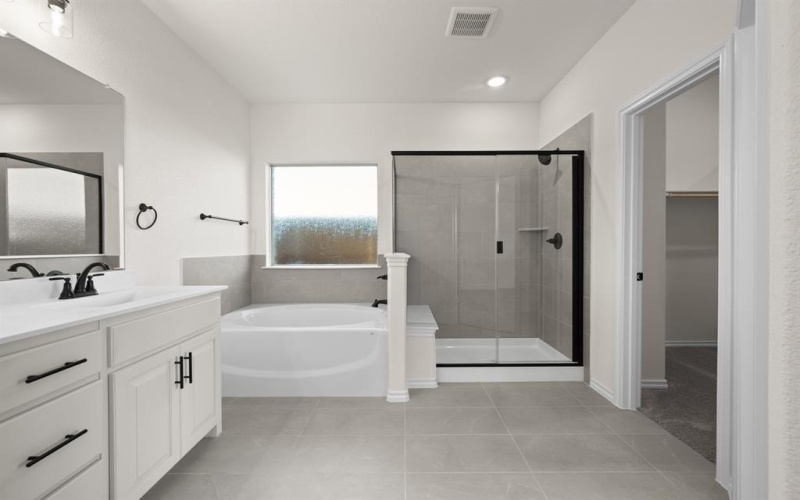 520 Waterford Park Boulevard, Weatherford, TX 76087, 5 Bedrooms Bedrooms, ,3 BathroomsBathrooms,Residential,For Sale,520 Waterford Park Boulevard,0,21093440