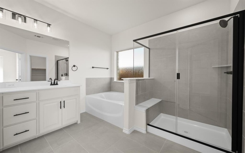 520 Waterford Park Boulevard, Weatherford, TX 76087, 5 Bedrooms Bedrooms, ,3 BathroomsBathrooms,Residential,For Sale,520 Waterford Park Boulevard,0,21093440