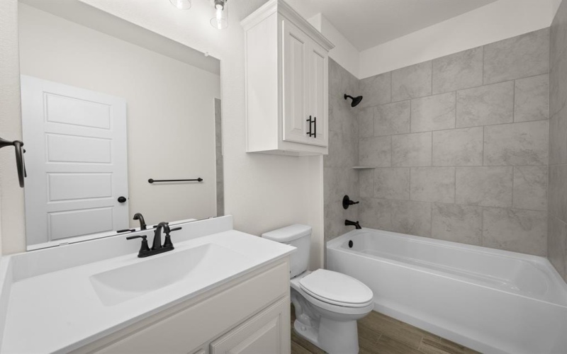 520 Waterford Park Boulevard, Weatherford, TX 76087, 5 Bedrooms Bedrooms, ,3 BathroomsBathrooms,Residential,For Sale,520 Waterford Park Boulevard,0,21093440