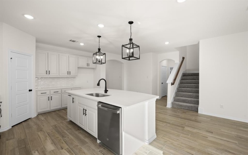 520 Waterford Park Boulevard, Weatherford, TX 76087, 5 Bedrooms Bedrooms, ,3 BathroomsBathrooms,Residential,For Sale,520 Waterford Park Boulevard,0,21093440