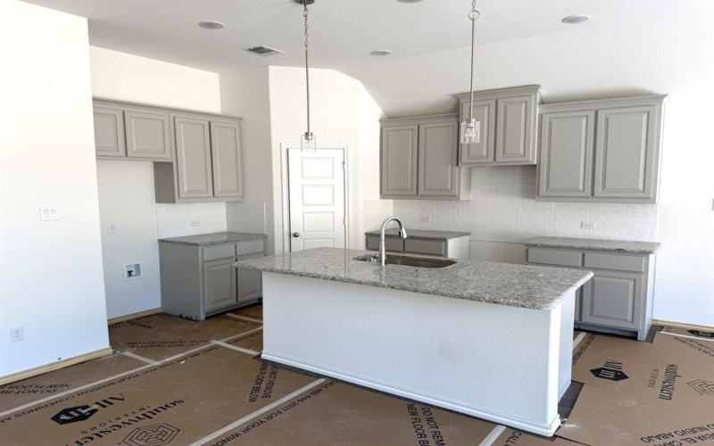 521 Waterford Park Boulevard, Weatherford, TX 76087, 3 Habitaciones Habitaciones , ,2 BañosBaños,Residential,En Venta,521 Waterford Park Boulevard,0,21093461