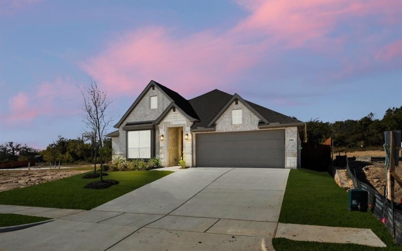 541 Waterford Park Boulevard, Weatherford, TX 76087, 3 Bedrooms Bedrooms, ,2 BathroomsBathrooms,Residential,For Sale,541 Waterford Park Boulevard,0,21093480