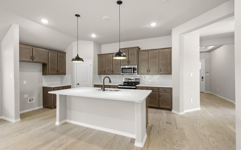 541 Waterford Park Boulevard, Weatherford, TX 76087, 3 Bedrooms Bedrooms, ,2 BathroomsBathrooms,Residential,For Sale,541 Waterford Park Boulevard,0,21093480