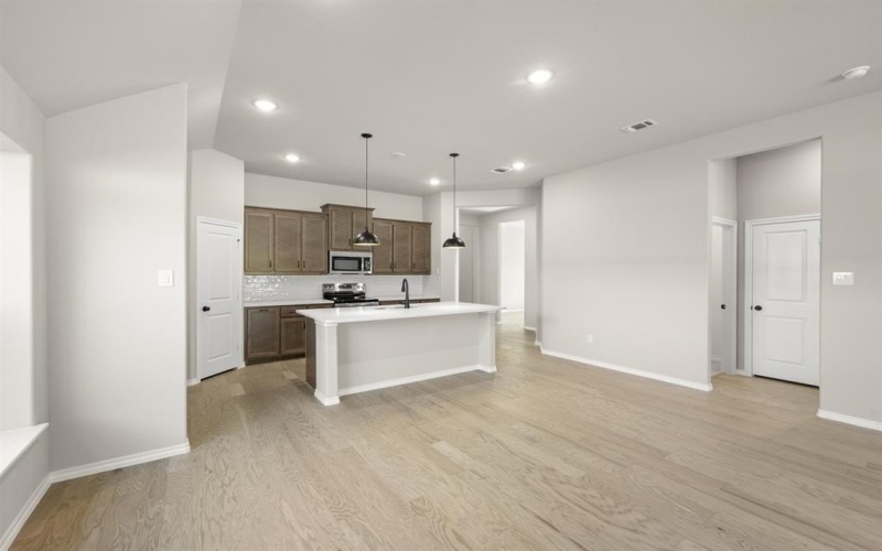 541 Waterford Park Boulevard, Weatherford, TX 76087, 3 Bedrooms Bedrooms, ,2 BathroomsBathrooms,Residential,For Sale,541 Waterford Park Boulevard,0,21093480