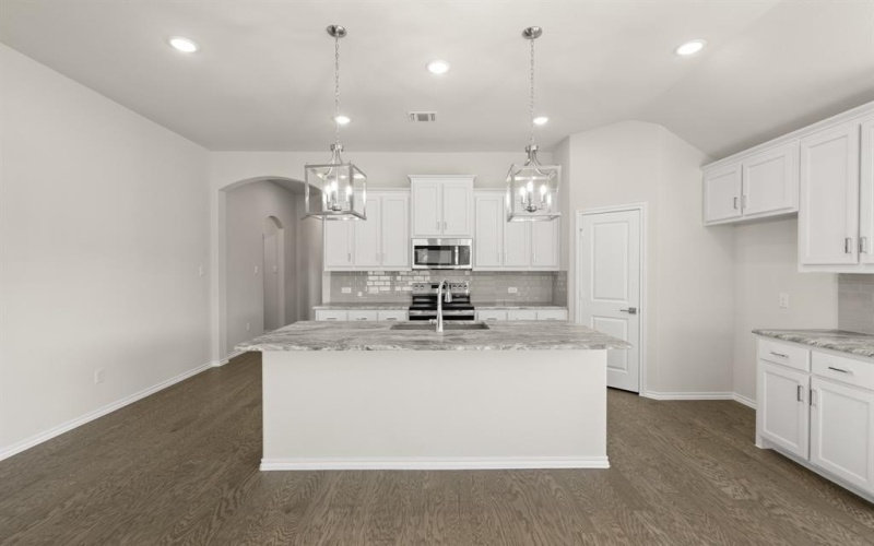 513 Waterford Park Boulevard, Weatherford, TX 76087, 4 Bedrooms Bedrooms, ,2 BathroomsBathrooms,Residential,For Sale,513 Waterford Park Boulevard,0,21093488