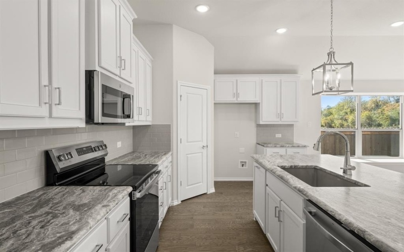 513 Waterford Park Boulevard, Weatherford, TX 76087, 4 Bedrooms Bedrooms, ,2 BathroomsBathrooms,Residential,For Sale,513 Waterford Park Boulevard,0,21093488