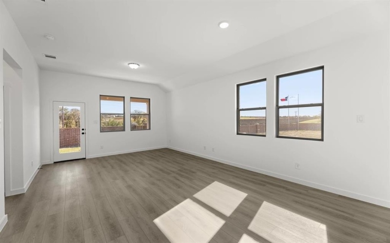 1017 Handel Road, Forney, TX 75126, 3 Bedrooms Bedrooms, ,2 BathroomsBathrooms,Residential,For Sale,1017 Handel Road,0,21093493