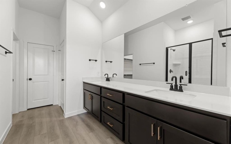 1017 Handel Road, Forney, TX 75126, 3 Bedrooms Bedrooms, ,2 BathroomsBathrooms,Residential,For Sale,1017 Handel Road,0,21093493