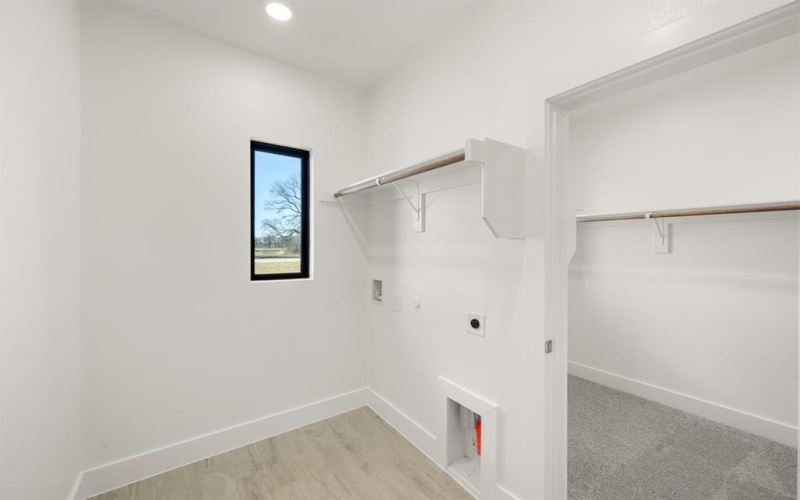 2361 Oak Knoll Drive, Palmer, TX 75152, 3 Habitaciones Habitaciones , ,2 BañosBaños,Residential,En Venta,2361 Oak Knoll Drive,0,21093497