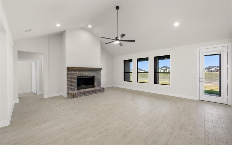 2361 Oak Knoll Drive, Palmer, TX 75152, 3 Habitaciones Habitaciones , ,2 BañosBaños,Residential,En Venta,2361 Oak Knoll Drive,0,21093497