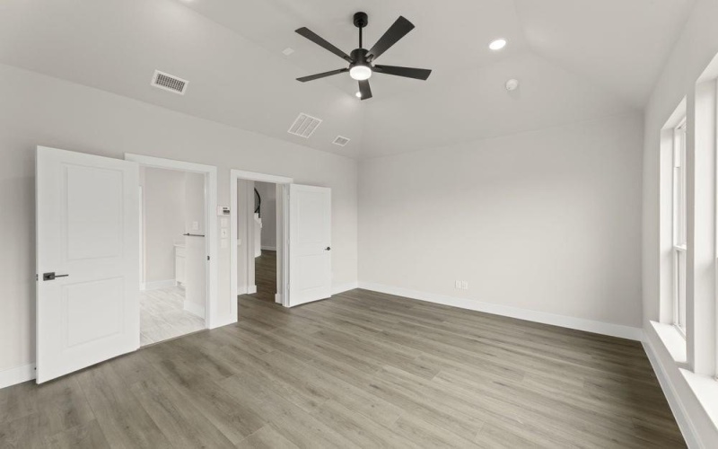 13728 Riola Drive, Little Elm, TX 75068, 5 Habitaciones Habitaciones , ,3 BañosBaños,Residential,En Venta,13728 Riola Drive,0,21093564