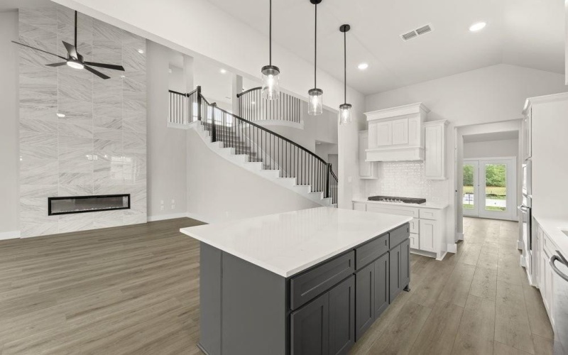 13728 Riola Drive, Little Elm, TX 75068, 5 Habitaciones Habitaciones , ,3 BañosBaños,Residential,En Venta,13728 Riola Drive,0,21093564