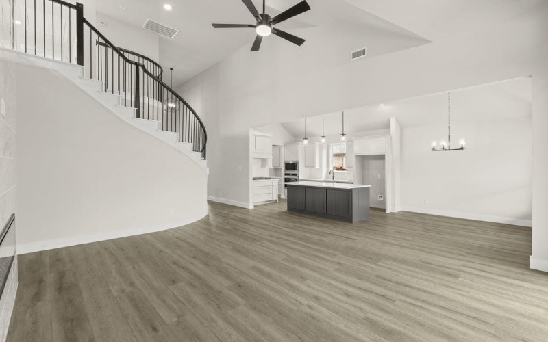 13728 Riola Drive, Little Elm, TX 75068, 5 Habitaciones Habitaciones , ,3 BañosBaños,Residential,En Venta,13728 Riola Drive,0,21093564