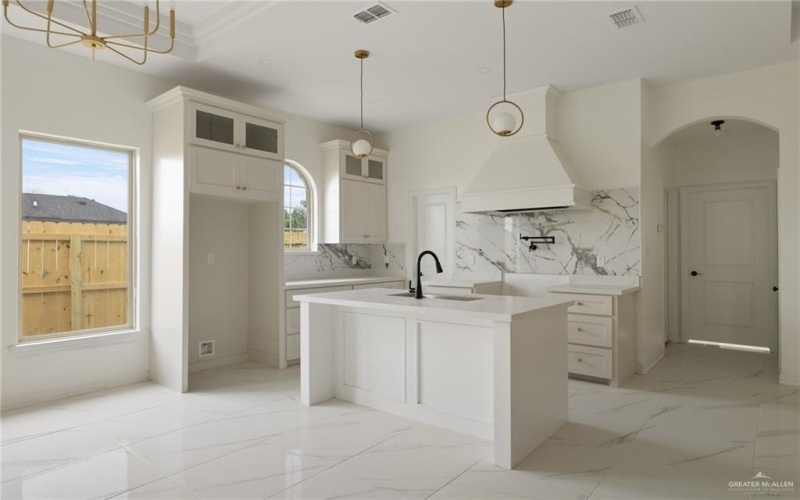5000 Duke Avenue, McAllen, TX 78504, 4 Bedrooms Bedrooms, ,2 BathroomsBathrooms,Residential,For Sale,5000 Duke Avenue,462154