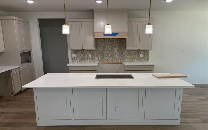 5812 Belaire Circle, Granbury, TX 76048, 3 Bedrooms Bedrooms, ,2 BathroomsBathrooms,Residential,For Sale,5812 Belaire Circle,0,21093780