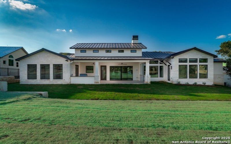 24403 Tres Arroyos, San Antonio, TX 78255, 3 Bedrooms Bedrooms, ,5 BathroomsBathrooms,Residential,For Sale,24403 Tres Arroyos,0,1917538