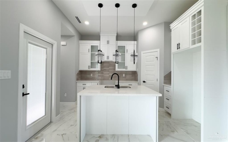 903 Magnolia, Mission, TX 78574, 3 Habitaciones Habitaciones , ,2 BañosBaños,Residential,En Venta,903 Magnolia,462200
