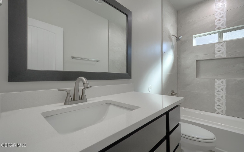 13837 CENTRO VISTA Avenue, Horizon City, TX 79928, 4 Habitaciones Habitaciones , ,2 BañosBaños,Residential,En Venta,13837 CENTRO VISTA Avenue,0,932520