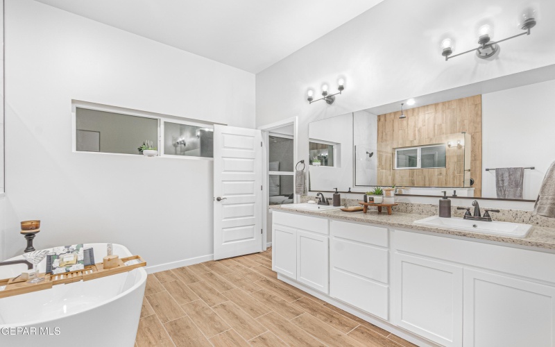 3613 SPRINGHAVEN Loop, Las Cruces, NM 88012, 4 Bedrooms Bedrooms, ,2 BathroomsBathrooms,Residential,For Sale,3613 SPRINGHAVEN Loop,0,932522