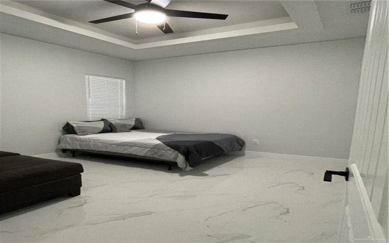 3308 E Kennedy Avenue, Alton, TX 78573, 4 Bedrooms Bedrooms, ,3 BathroomsBathrooms,Residential,For Sale,3308 E Kennedy Avenue,0,483887