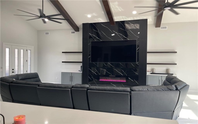 3308 E Kennedy Avenue, Alton, TX 78573, 4 Bedrooms Bedrooms, ,3 BathroomsBathrooms,Residential,For Sale,3308 E Kennedy Avenue,0,483887