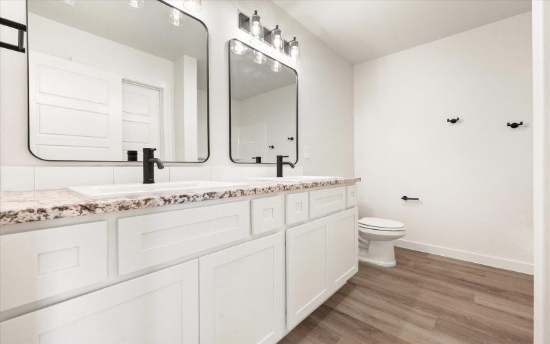 7214 8th Street, Lubbock, TX 79416, 4 Habitaciones Habitaciones , ,2 BañosBaños,Residential,En Venta,7214 8th Street,0,202562185