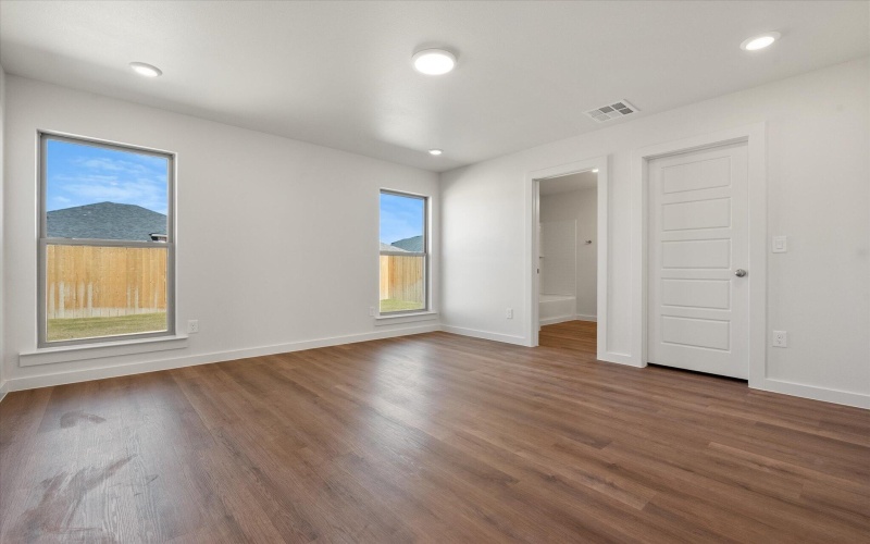 7216 8th Street, Lubbock, TX 79416, 3 Habitaciones Habitaciones , ,2 BañosBaños,Residential,En Venta,7216 8th Street,0,202562186