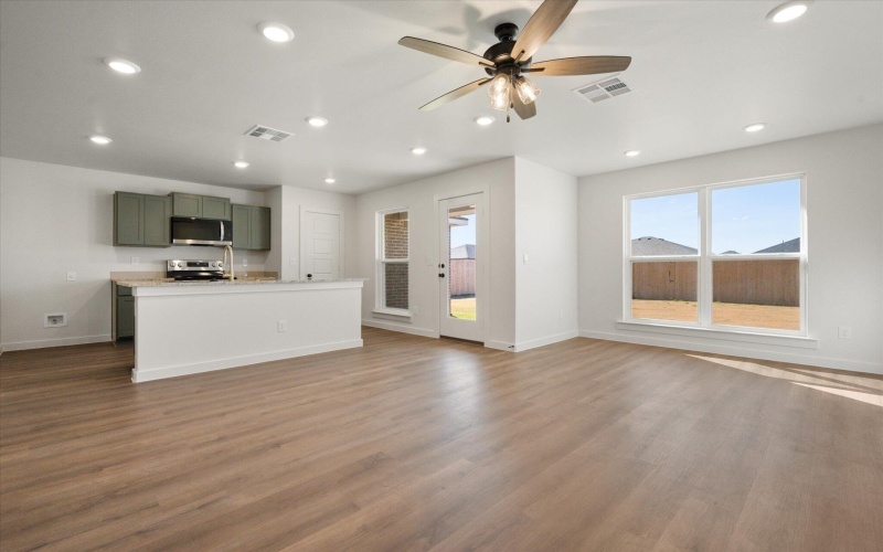 1609 N Clinton Avenue, Lubbock, TX 79416, 3 Habitaciones Habitaciones , ,2 BañosBaños,Residential,En Venta,1609 N Clinton Avenue,0,202562217